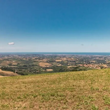 Delle Ginestre Вилла Montescudo